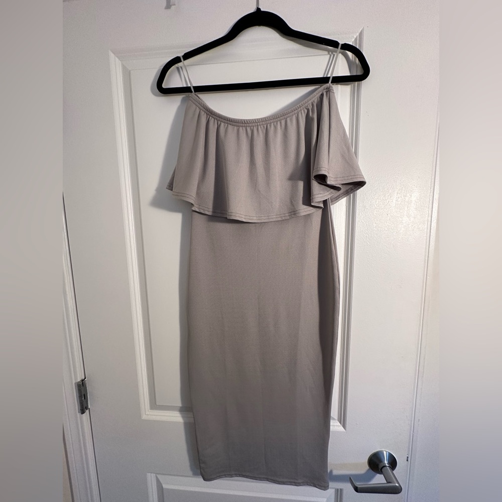 Misguided Grey strapless bodycon dress size 4